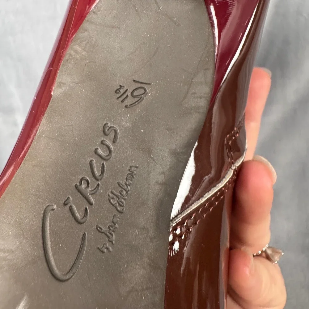 Circus Sam Edelman Two Tone Patent‎ Pointed Toe Kitten Heel Ankle Boots Burgundy